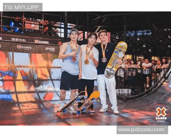 成都滑板队逆袭之路：攀岩联赛中的拼搏与荣耀